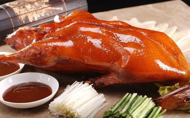 Ivan Hùng - Vịt Quay Bắc Kinh & Các Món Về Vịt