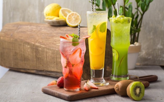 Linh Lounge - Trà Trái Cây & Sinh Tố - Phạm Văn Khoai