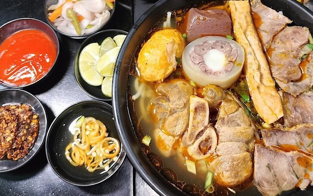 Bún Bò Huế Cô Mập - Đường Số 17