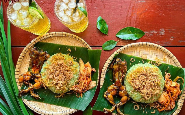 Tiệm Xôi Vũ Nữ - Xôi Ếch Lá Dứa - Lịch Đợi