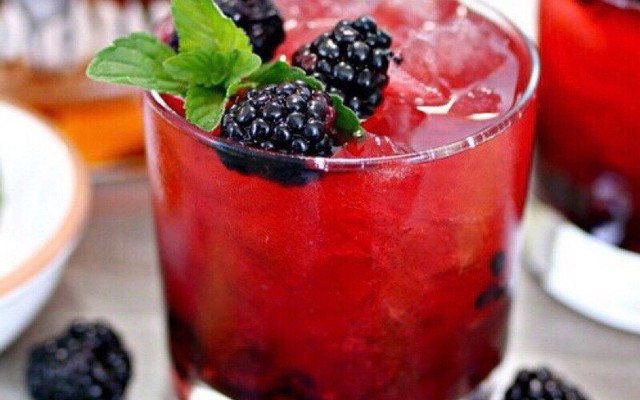 Trà Sữa, Sinh Tố & Nước Ép Sao - Trần Quý Cáp