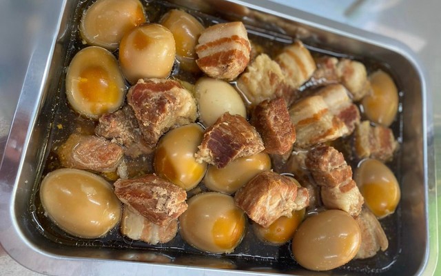 Cơm - Hủ Tiếu Ngọc Nhung - Trần Nam Phú