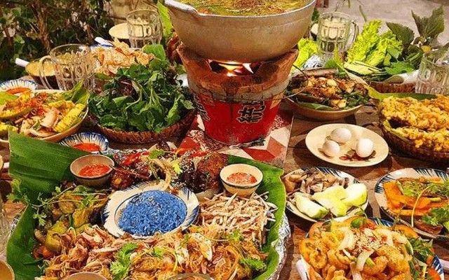 Quán Ốc Chung Cư - Đào Trinh Nhất