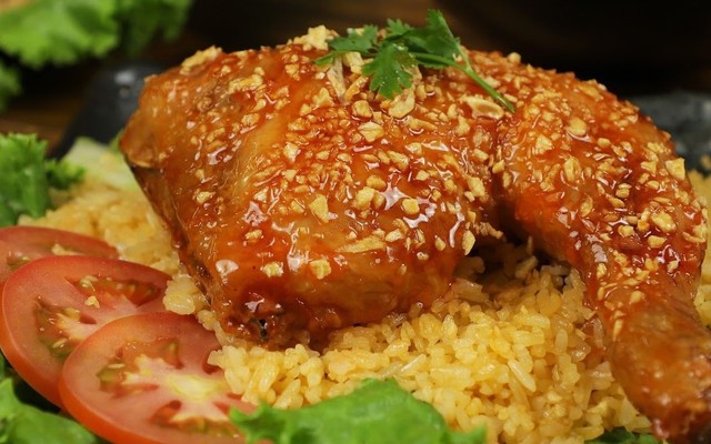 Cơm Gà Xối Mỡ Ngân Ký - Trần Xuân Soạn