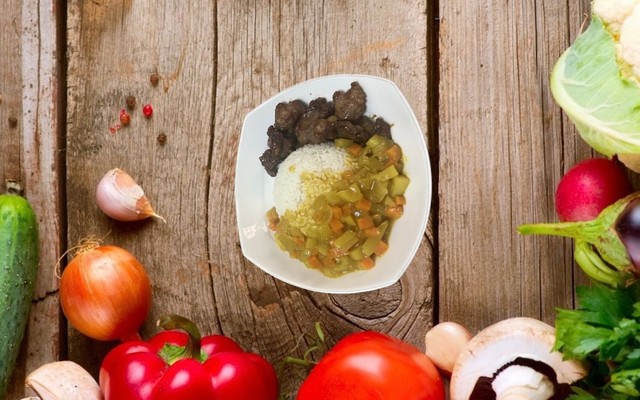 Cơm Cà Ri Hùng Dũng - Thành Công