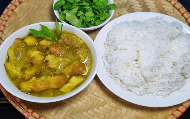 Bún Chả & Bún Giả Cầy Song Hưng - Trung Văn