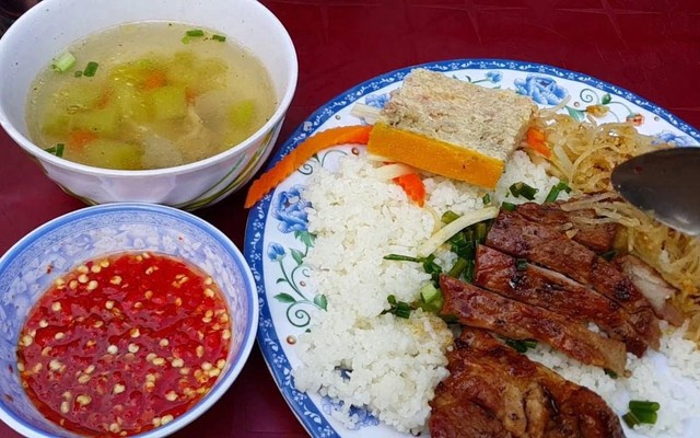 Cơm Tấm Bi Mập Quận 7 - Đường Số 1