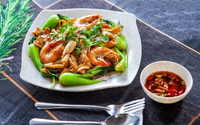 Quán Ăn Tường Vy 3 - Cơm Sườn Chua Ngọt & Cơm Gà Mắm Nhĩ - Hồ Văn Long