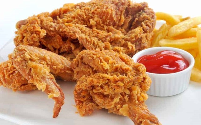 Nhà Dâu - Gà Rán & Mỳ Cay - Triệu Việt Vương