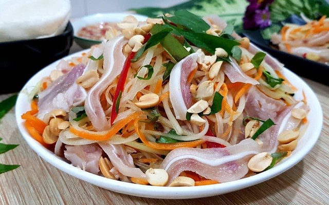 Quán Lẩu Nướng Sân Banh - Phạm Văn Khoai