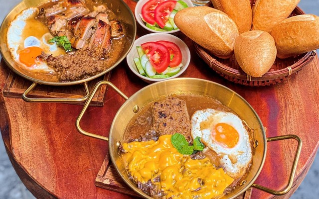 Nhà Của Ú - Chân Gà Sốt Thái