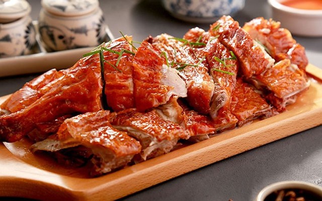 Bắc Sơn - Vịt Quay Lá Mắc Mật, Gà Quay Sốt Me & Heo Quay Nổ Cốm