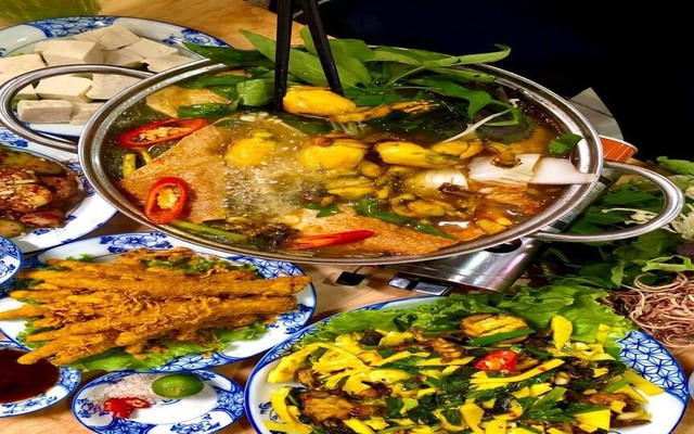 Nhà Hàng Phúc Quỳnh - Lẩu Ếch Lẩu Cua Đồng & Gà Đồi - Thanh Bình