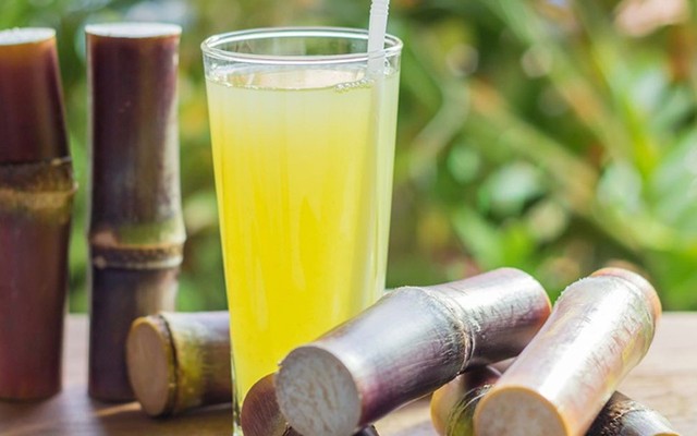 Mía Việt - Huỳnh Văn Lũy