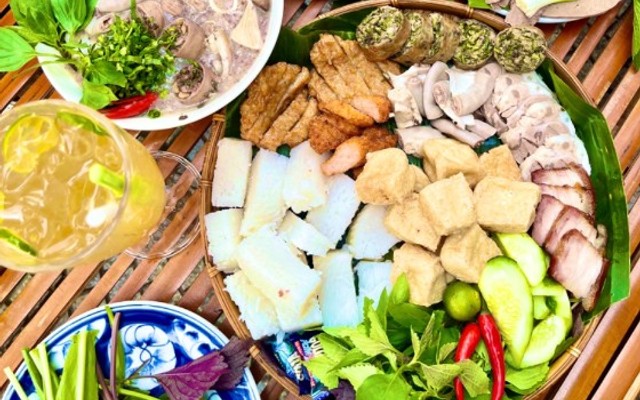 Bún Đậu Mắm Tôm Phố Cổ - 131 Phan Châu Trinh