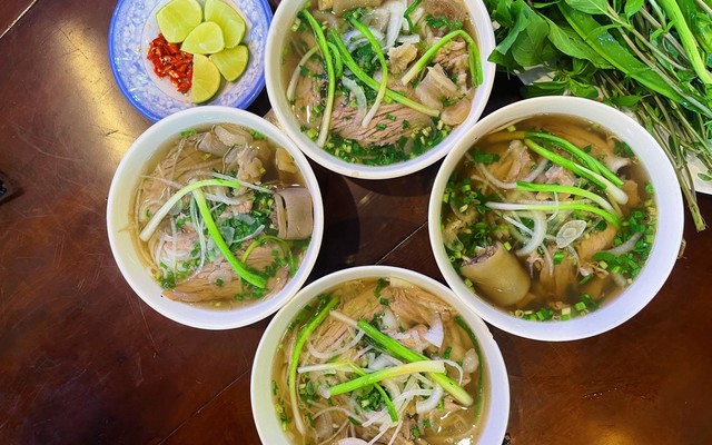 Phở Kim’s - Phở, Bún Bò Huế & Bò Bít Tết