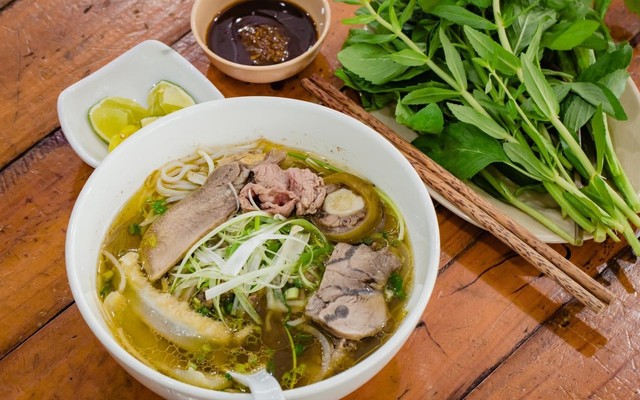 Quán Ăn Gia Đình Mái Lá - Pasteur