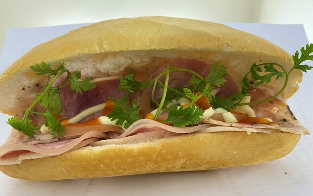 Bánh Mì Yến - Bánh Mì - Ngõ Lan Bá