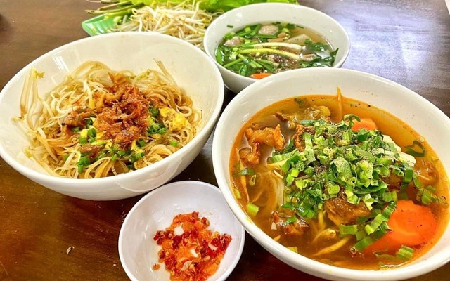 Bảo Ký - Hủ Tíu Thập Cẩm, Bún Mọc & Bò Kho - Lý Văn Phức