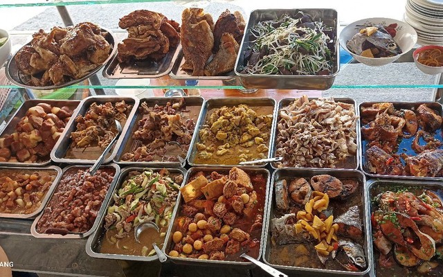 Quán Vân - Phở, Bún Bò & Cơm Trưa - Tú Mỡ