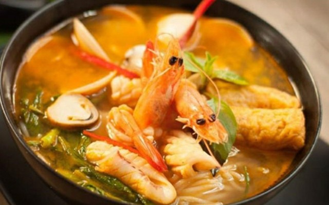 Lẩu 1 Người Gút Chóp - Bún Thái & Mì Trộn - Trường Sa