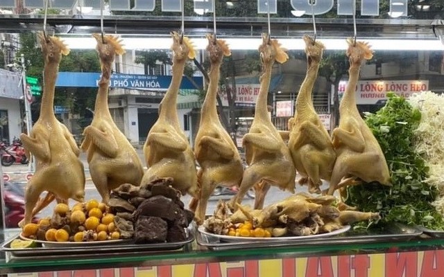 Quán Thảo Gà Ta Tam Kỳ Quán - Cơm Gà, Cháo Gà & Gỏi Gà - Đường 12