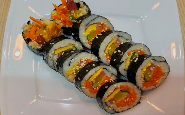Cơm Cuộn Hàn Quốc - Cầu Gỗ