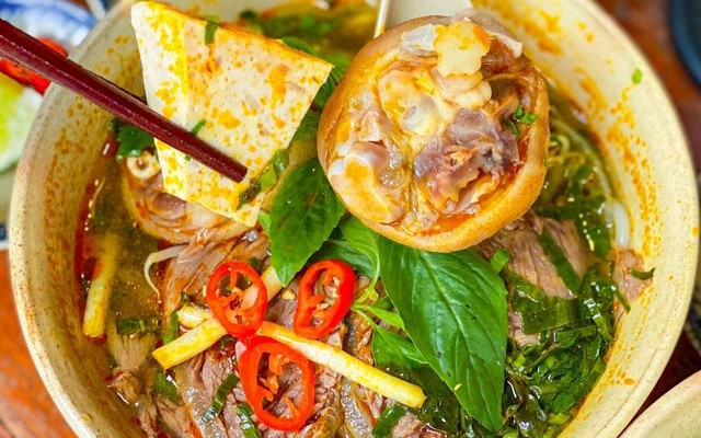 Bún Bò Tô Giấy Hồi Xưa - Trần Phú