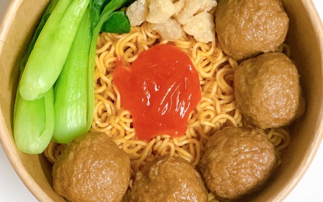 Mì Homie - Mì Trộn Trứng Nướng Lòng Đào - Điện Biên Phủ