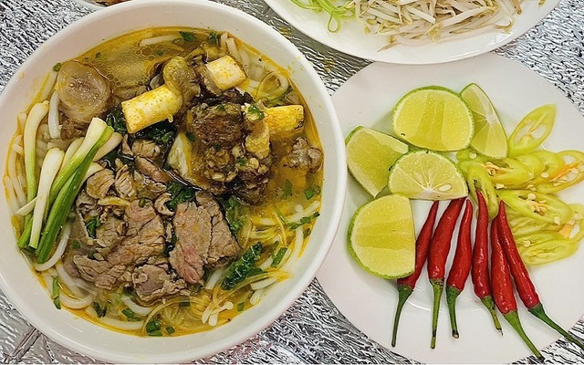 Bún Nước & Mì Trộn - Bún Bò Bà Quàng