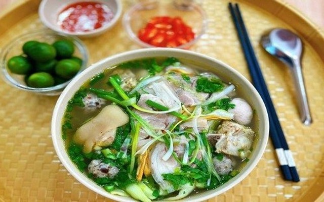 Tiệm Bún Cô Út - Bún Mọc Dọc Mùng - Nghĩa Tân