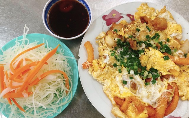 Quán Bột Chiên Trứng Sài Gòn - Lê Thánh Tôn