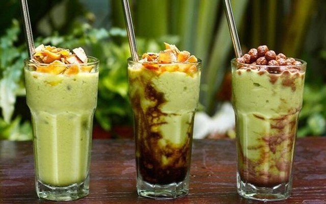 Trình Cà Phê - 111 Nguyễn Hữu Thọ