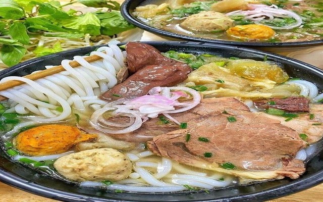 Món Huế - Bún Bò Huế - Định Công