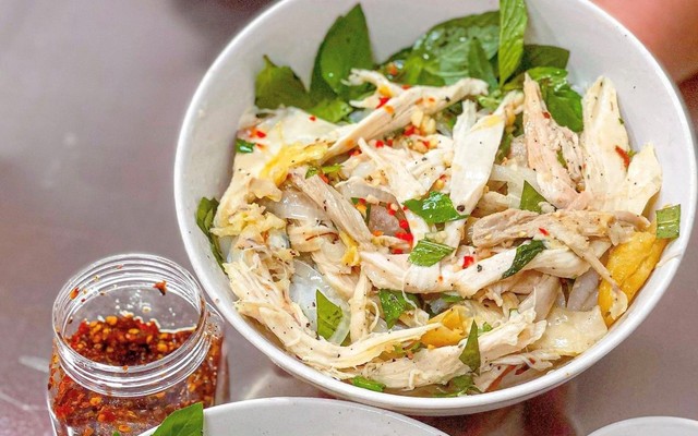 Bánh Ướt Lòng Gà Đà Lạt - Võ Thị Sáu