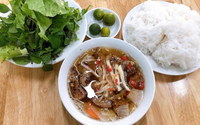 Bún Chả Cô Lan - Chu Văn An
