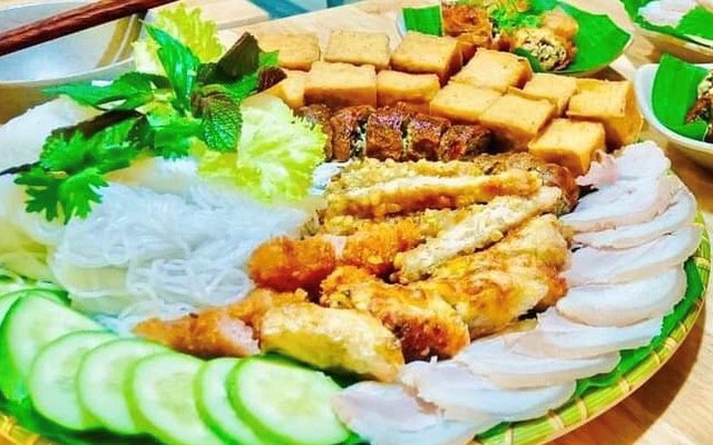 Bún Đậu Mắm Tôm Cây Khế - 210 Nguyễn Hữu Cảnh