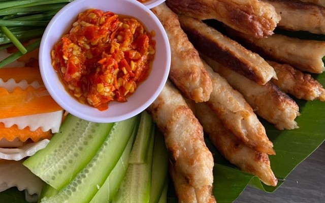 Quán Nhật Quỳnh - Mì Quảng & Nem Nướng - Kim Đồng