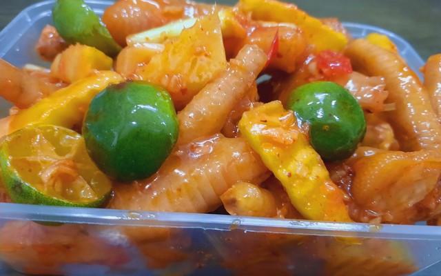 Bếp Nhà Nhím - Chân Gà Xả Tắc, Sốt Thái & Rau Câu - Đường Số 8