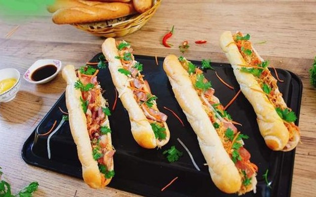 Bánh Mì Que Đà Nẵng - 69 Thống Nhất Cũ