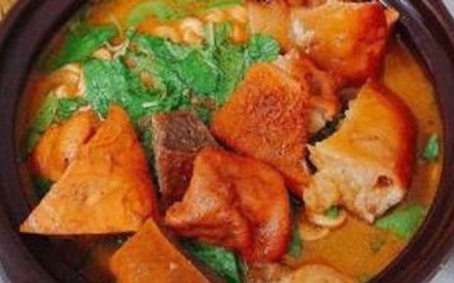 Phá Lấu Tàu & Heo Giả Cầy - Tố Hữu