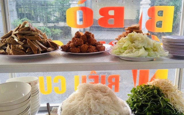 Dì Oanh - Bún Chả Cá & Bún Riêu Cua - Kiệt 11 Nguyễn Khuyến