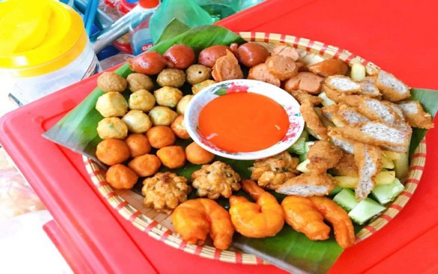 Bánh Gà, Nem Chua & Mỳ Trộn My My - Bắc Biên