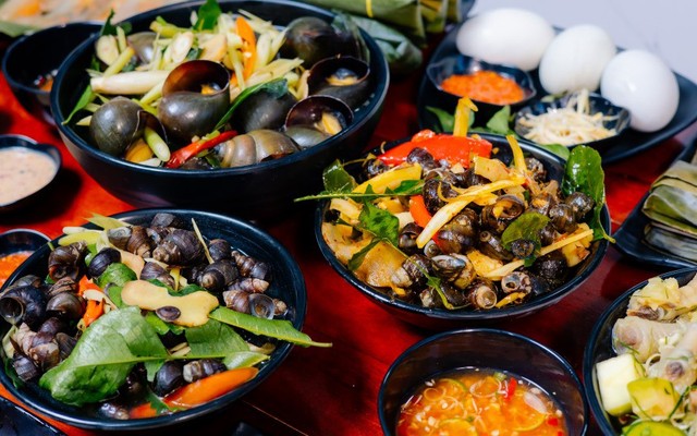 Bánh Bèo Nhàn Huế - 26 Trần Huy Liệu