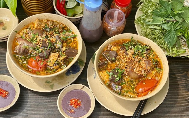 Bún Riêu Cua - Canh Bún Ốc Ngọc Thuỷ - Huỳnh Văn Gấm