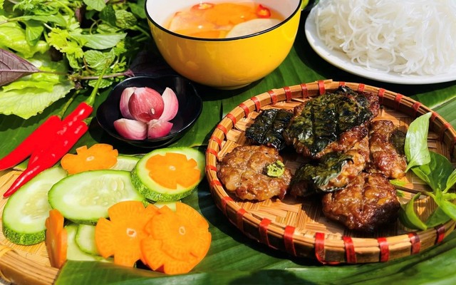 Bún Chả Cung Đình - 468 Hoàng Minh Thảo