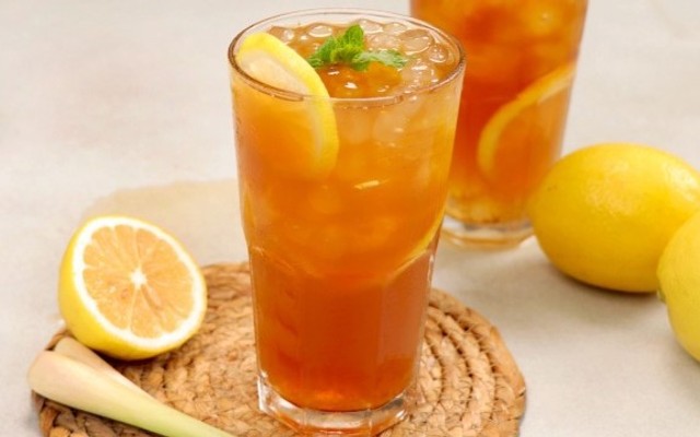 Trà Bí Đao & Bánh Cá Taiyiki - Chùa Bộc