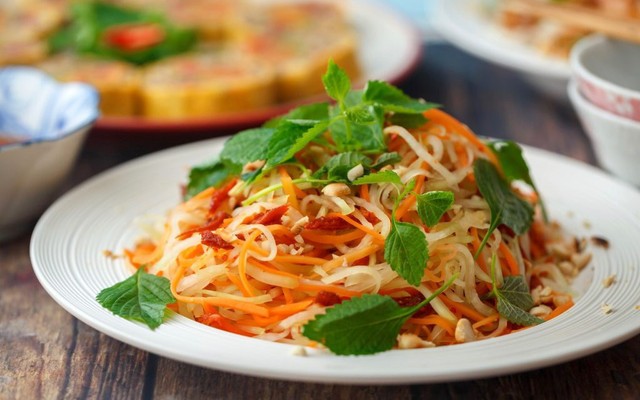 Gỏi Xoài, Nộm Đu Đủ & Chân Gà Sả Ớt - Ăn Vặt Mẹ Báo