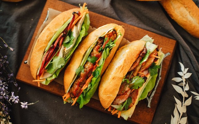 Bánh Mì U Bakery - Nguyễn Du