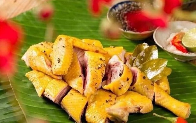 A Tũn - Gà Ủ Muối Hoa Tiêu - Shop Online